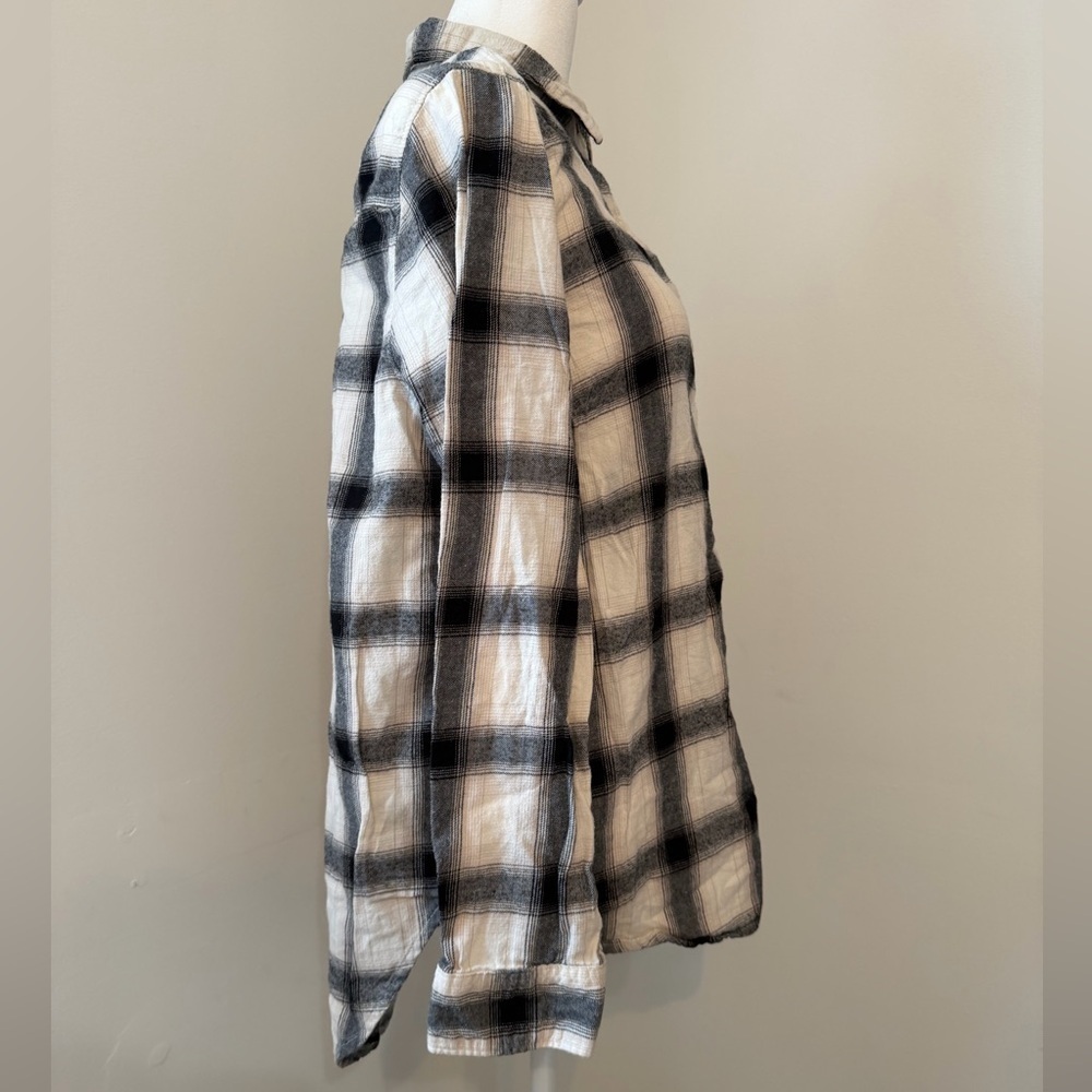 Old Navy Size L Long-Sleeve Plaid Flannel Shirt - Picture 5 of 14